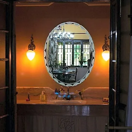 Palacio La Casona De Cerrazo