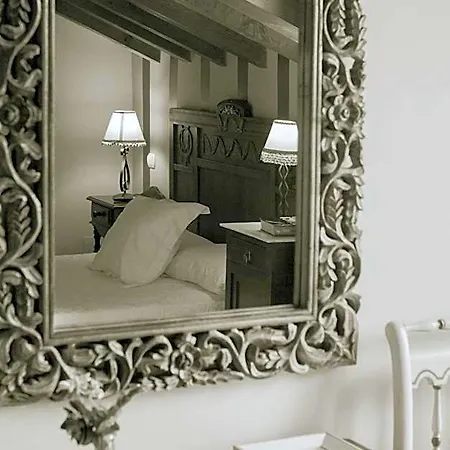 Palacio La Casona De Cerrazo 3*