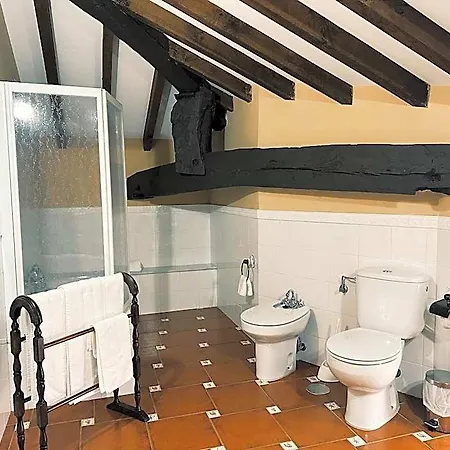 Palacio La Casona De Cerrazo فندق